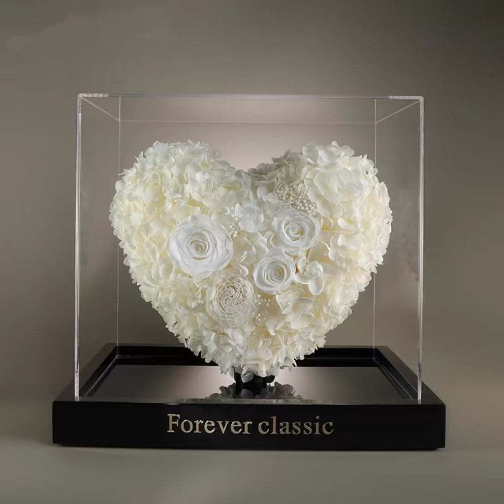 Heart-shaped preserved flower Valentine's Day gift box